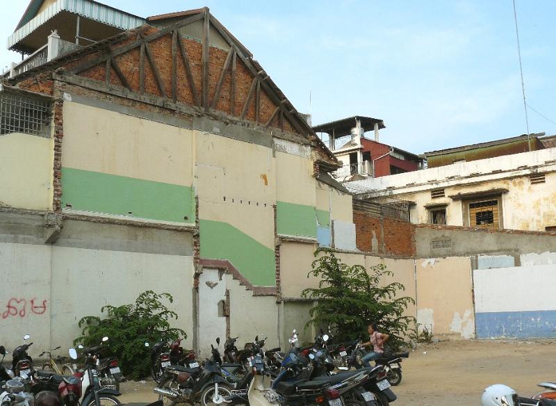 P1000825