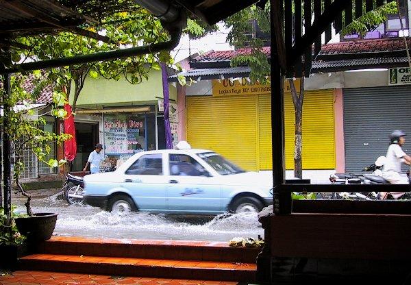 Legian02
