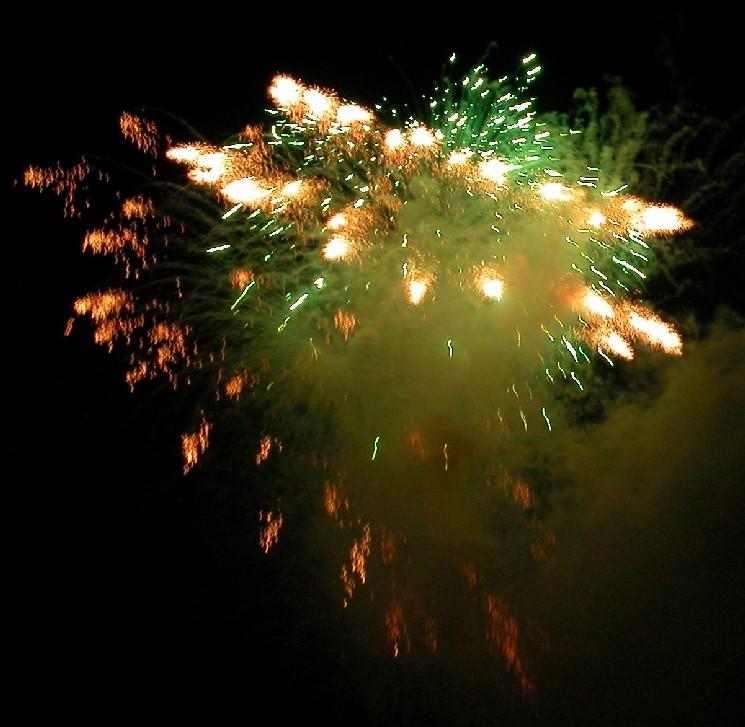F002