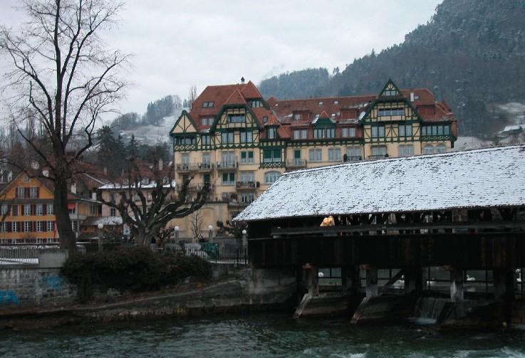 Thun01