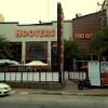 0413_hooters