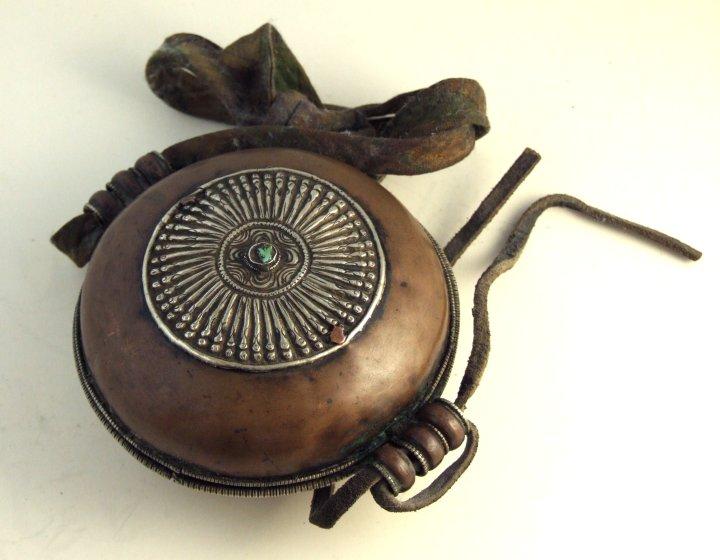 SA002